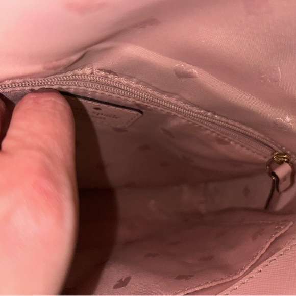 Kate Spade Cove Street Dody crossbody bag and wallet set in Rosie Cheeks - Picture 12 of 16